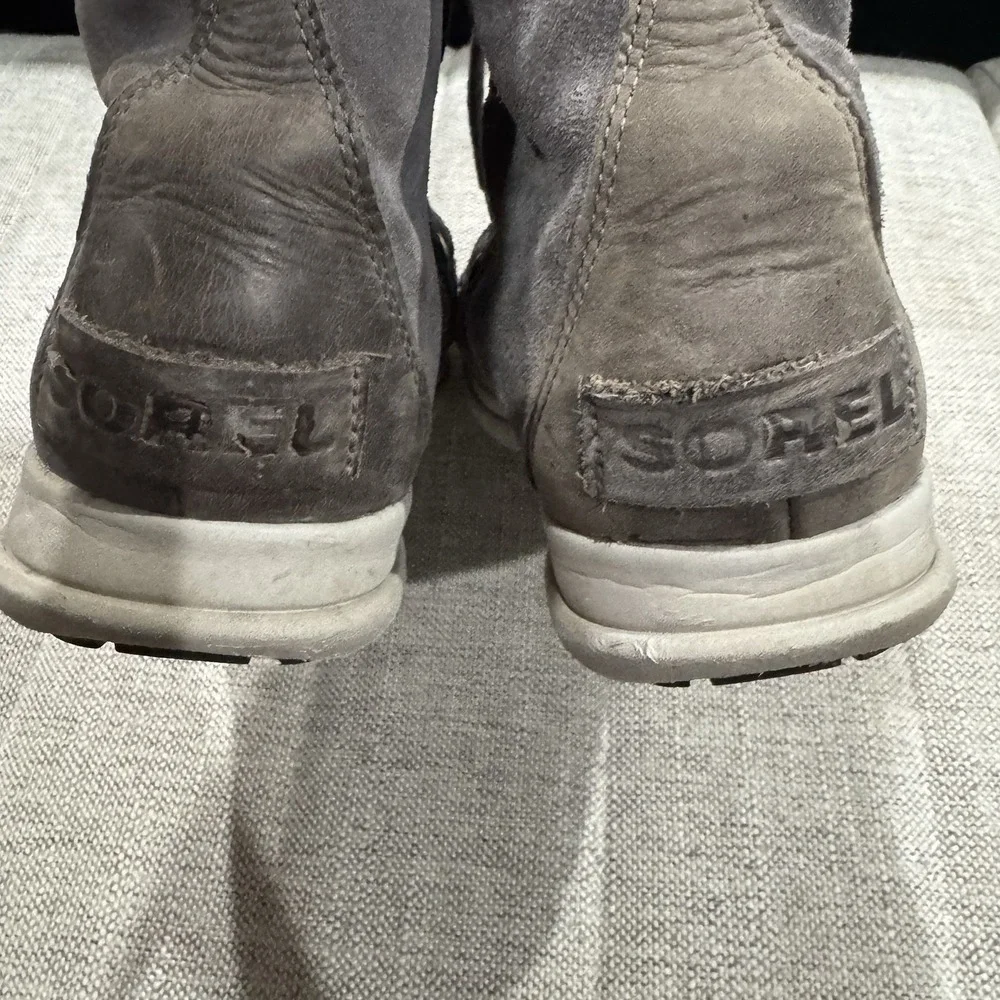 Sorel Explorer‎ Joan women's waterproof snow boots in gray suede 10